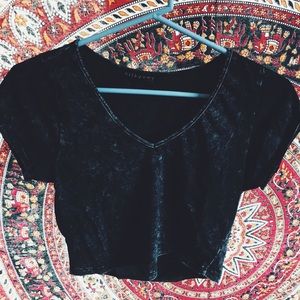 black crop top